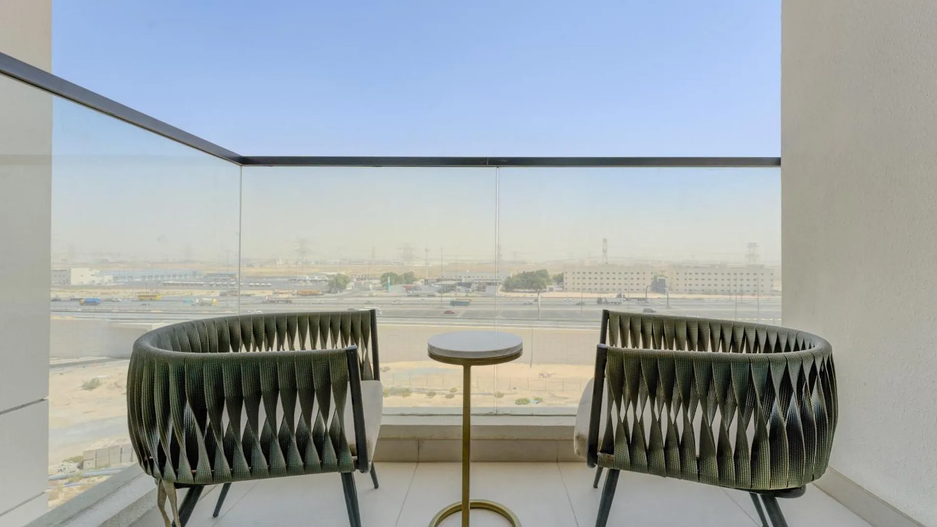 Apartment Bright & Luxury Studio With Balcony In Al Furjan Dubai